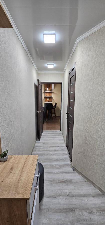Апартаменти На Лесі Українки Центр 5Хв Старе Місто Парк Kamianets-Podilskyi Exterior foto