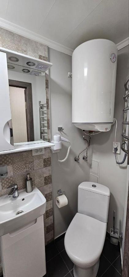 Апартаменти На Лесі Українки Центр 5Хв Старе Місто Парк Kamianets-Podilskyi Exterior foto
